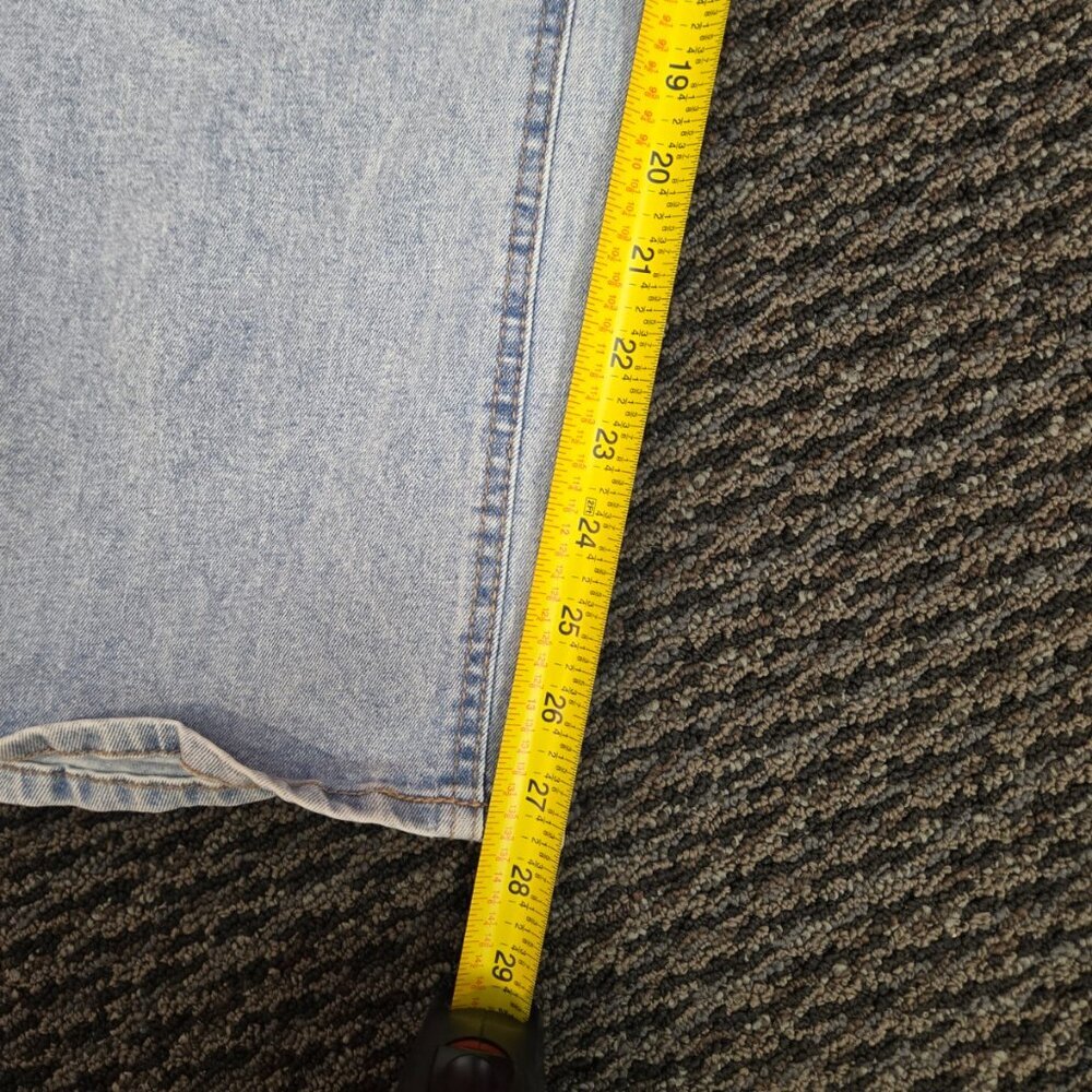 Frye Light Wash Blue Denim Straight Leg Jeans Classic 5-Pocket High Rise Size 31 - Picture 10 of 12